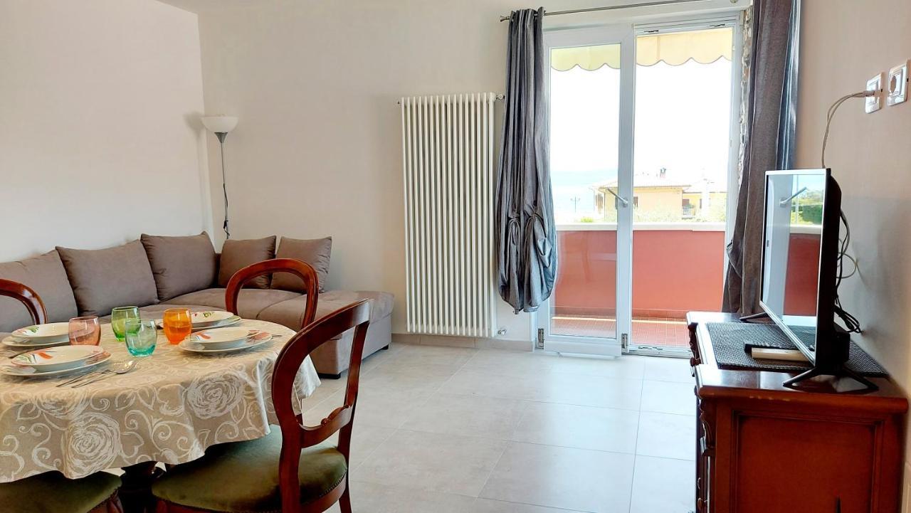 Narcisa View Lake&Pool Apartment Bardolino Exteriör bild
